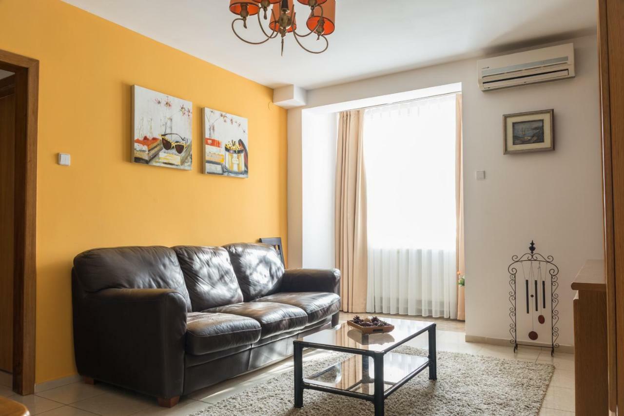 Maxxy Apartments Bucareste Exterior foto